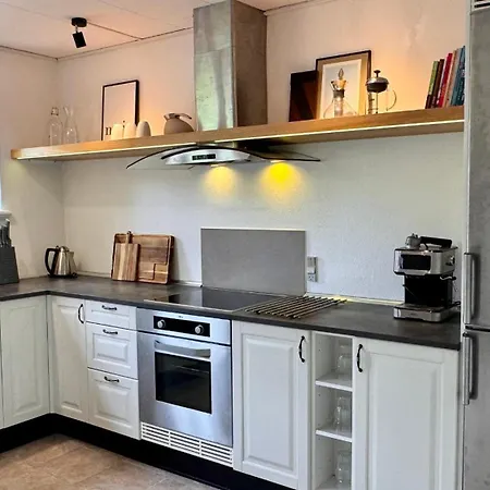 Spacious Vacation - Close To Sea And Nature Hejls